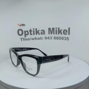 VOGUE 5528 W44 53*17